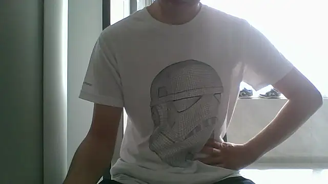 nole_china7 (Ask my age) - talk / fun / cum