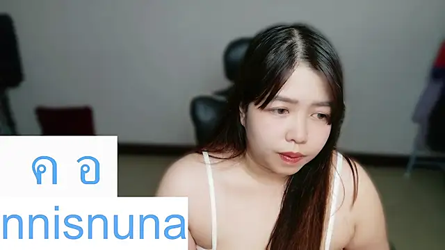 nunanunanuna live cam on StripChat