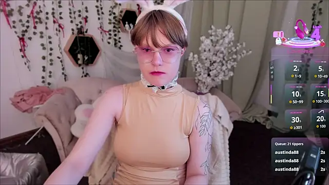 DreamyLuna webcam