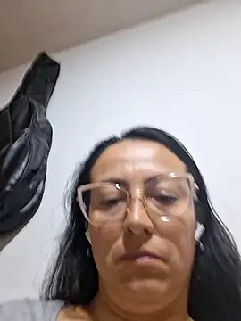 Lauryn_Jones webcam