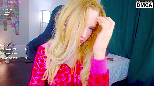 Aliceglass__ webcam