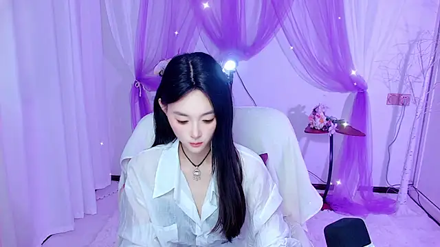 Tili_Lucky webcam