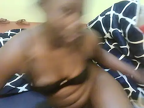 roziebeauty webcam