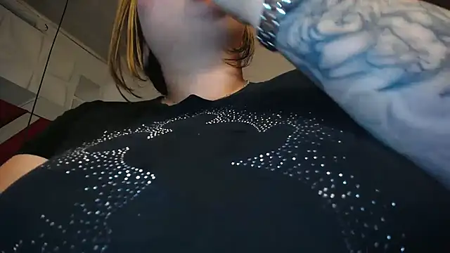 Penelope_Tits webcam