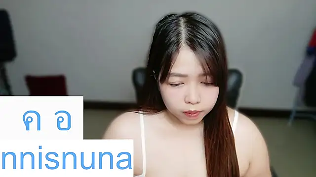 nunanunanuna live cam on StripChat