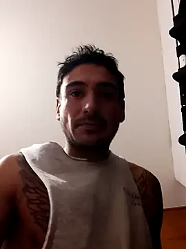 Leooo1722 webcam