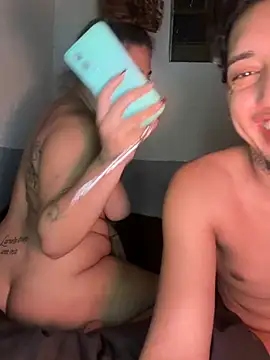 CasalMaldoso02 live cam on StripChat
