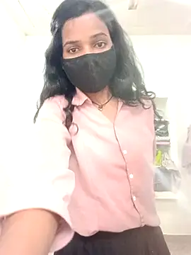 Desi_Couple_P live cam on StripChat