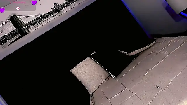Kornylovee webcam
