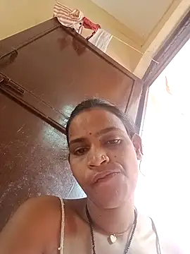 NENA_INDIAN_PUSSY webcam