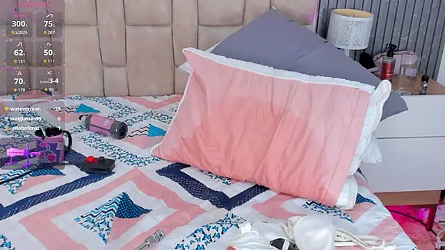 Lissaa_Brown live cam on StripChat
