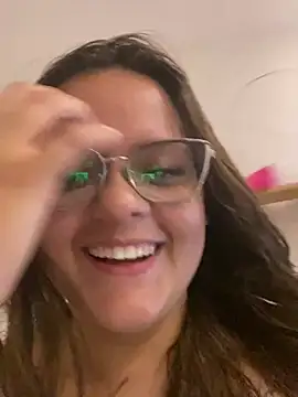 Laryssinha_69 webcam