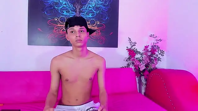 sweet_boyhot webcam