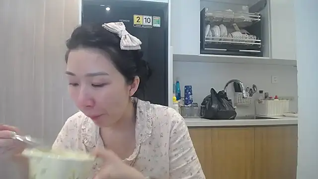 Asiagirll live cam on StripChat