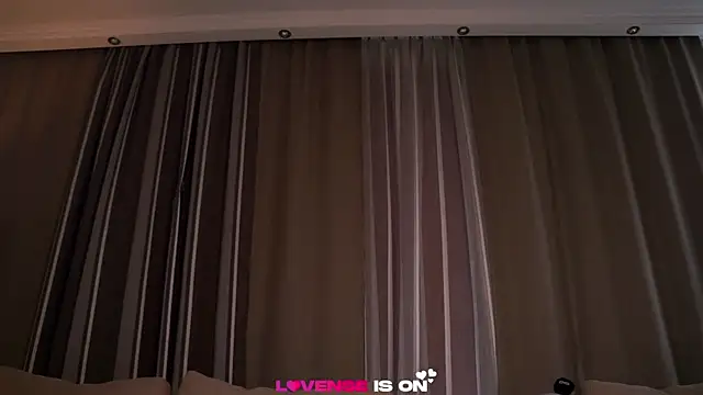 lurleneramo - LurleneRamo's free webcam - UK Sex Cams