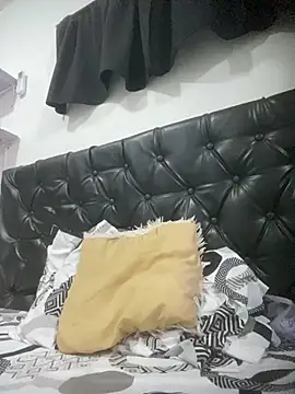 Blowjob-Queen_ webcam