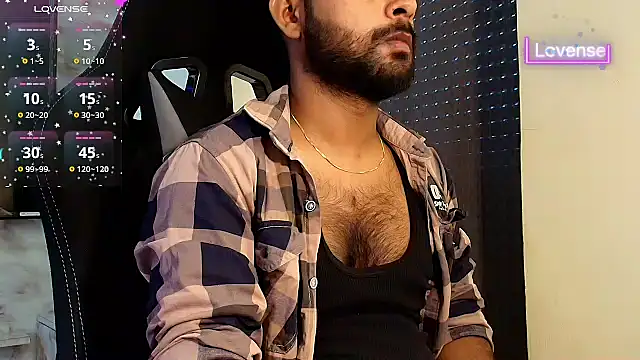 SilverShade3 live cam on StripChat