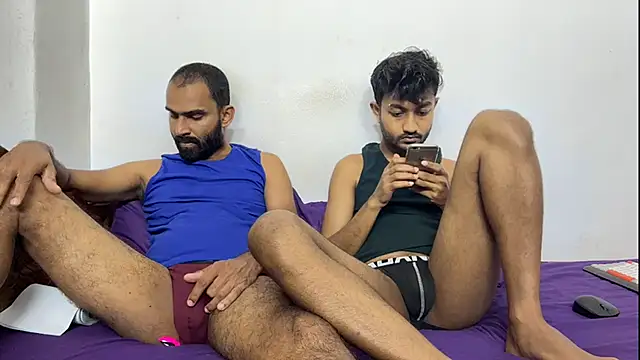 DesiDaddyandSon webcam