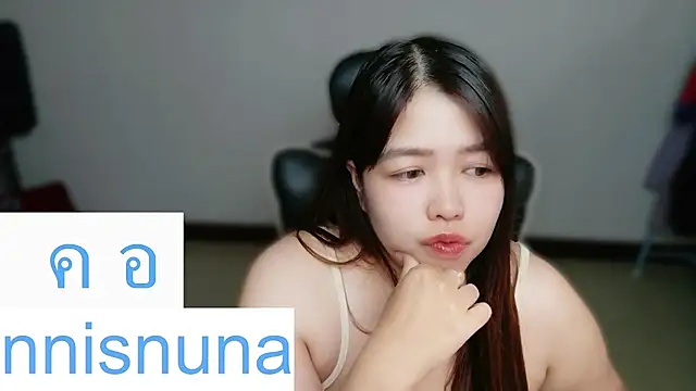 nunanunanuna live cam on StripChat