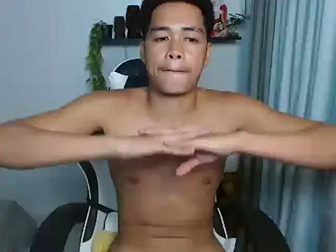 curlyasian_njxx - Curlyasian_njxx's free webcam - UK Sex Cams