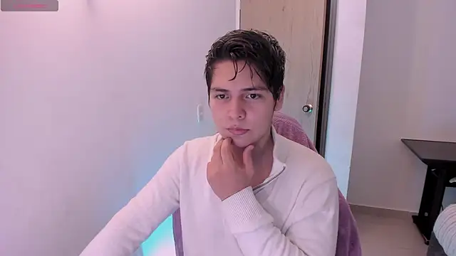 Asta_YunoXXX webcam