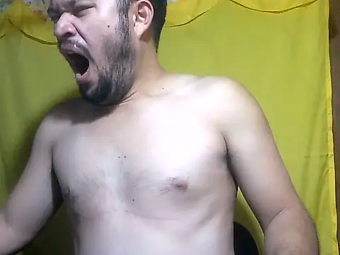HairyHottestpinoyHandsome live cam on StripChat