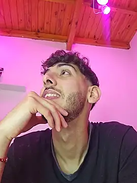 LeoyNicky98 🌐 live show