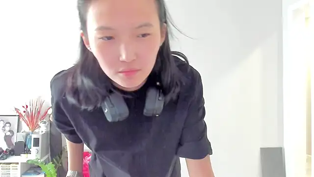 ailey_chao webcam