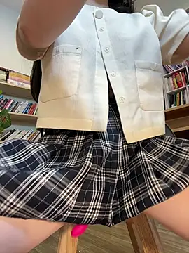 secretly_masturbating Live Web Cam Show