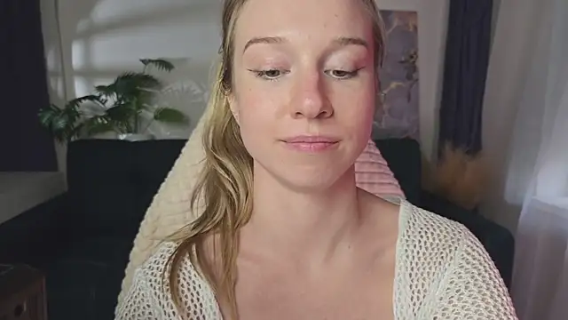 Eve_Sin live cam on StripChat