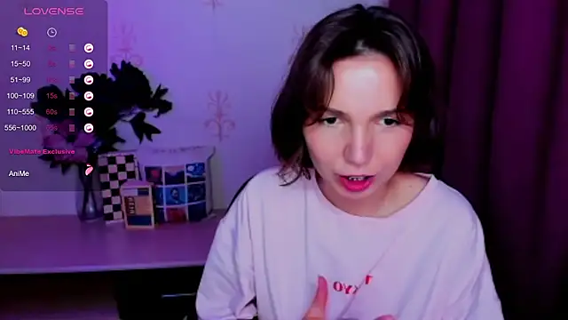 KindHazelHere_ webcam