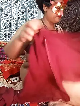 Tanisha-Chy webcam