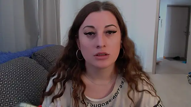 Helen_Adams_ live cam on StripChat