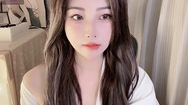 Blossom-666 webcam