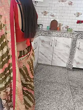 shalu_g (F young) - Boob and oil shaw