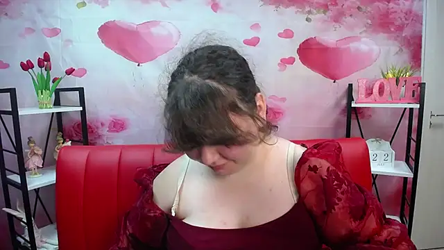 NeonilaLisova live cam on StripChat