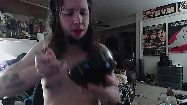 biggerisbetter12 webcam