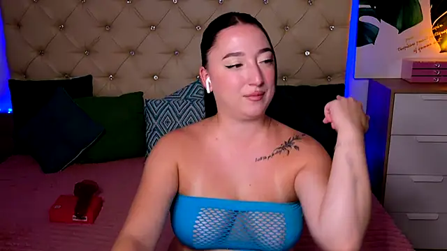 AVA_MAXIMUS webcam