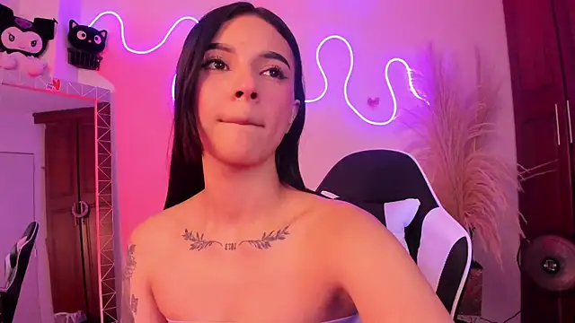 CarolineEvanss_11 webcam