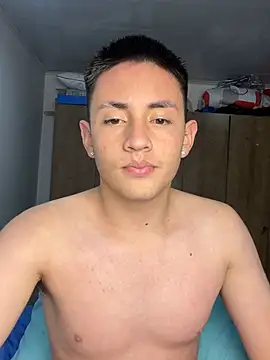andreslavado (M twink) - Cum