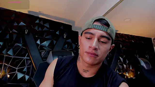 LiamDeeps webcam