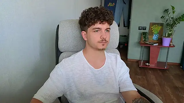 Remy_Miles webcam