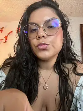 kittylu__ webcam