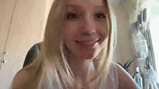 BivalentFalloff live cam on StripChat