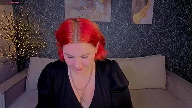 Emma_Davise live cam on StripChat