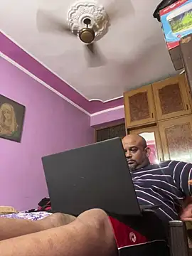 Dick_6inches_Delhi live cam on StripChat