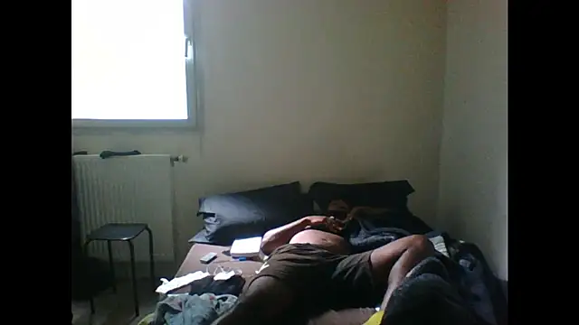 papoupinthishit live cam on StripChat