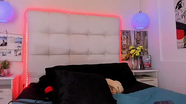 VinzenzRizzo live cam on StripChat