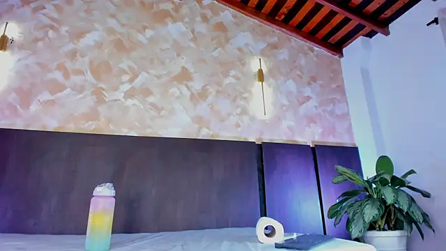 Anny-Arango webcam