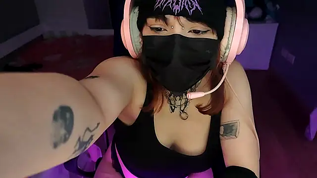 Lucyiy_ webcam